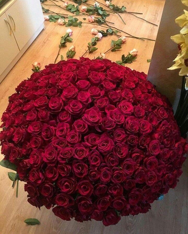 Corporate meeting room with carefully timed floral arrangements that maintain elegance throughout business hours